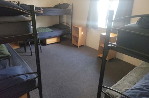 6 Bed Mixed Dorm